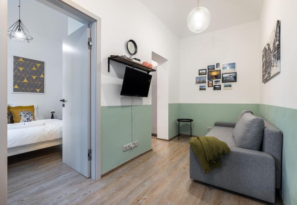 Cute 1Bedroom Center Apartment Prague Exterior photo